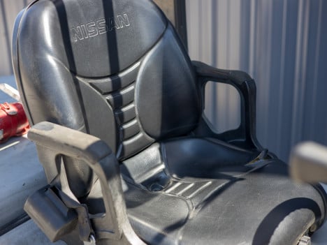 https://pub.imanpro.net/kdequip/photo/5345/he2ga_3605Nissan0505-15.jpg