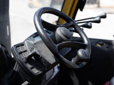 https://pub.imanpro.net/kdequip/photo/5346/kQd95_3606Hyster942M-9.jpg