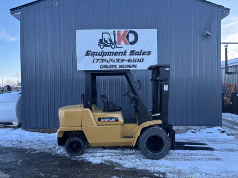 2007 CAT DP45K Mast Forklift #5487