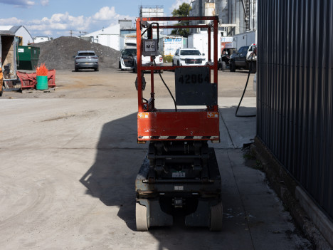 https://pub.imanpro.net/kdequip/photo/5535/pqJmU_3719SkyjackSJIII3219-4.jpg