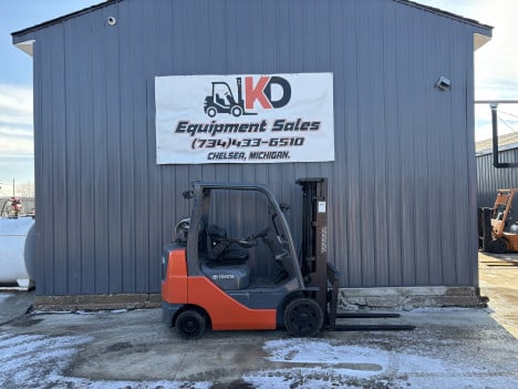 toyota-8fgcu25-mast-forklift #5875