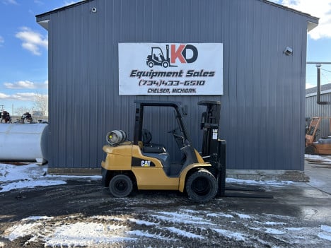 cat-2p6000-mast-forklift #5984