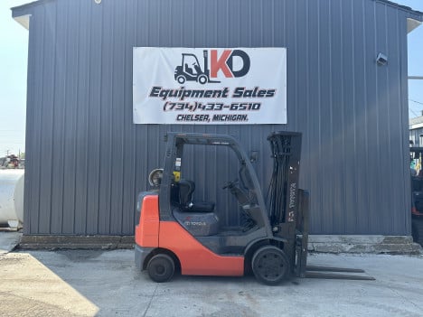 toyota-8fgcu25-mast-forklift #6188