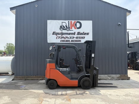 2016-toyota-8fgc35u-mast-forklift #6202