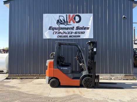 toyota-8fgcu25-mast-forklift #6242