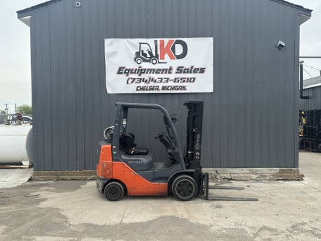 toyota-8fgcu25-mast-forklift #6244