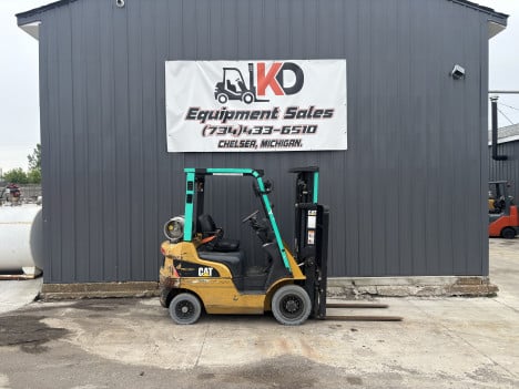  CAT P3000-LP Mast Forklift #6446