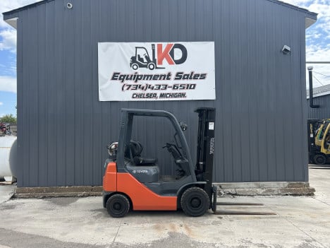2014-toyota-8fgu15-mast-forklift #6531