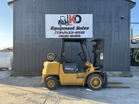  CAT GP30 Mast Forklift #6673