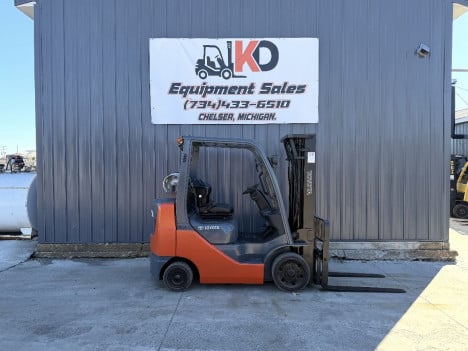 toyota-8fgcu25-mast-forklift #6753