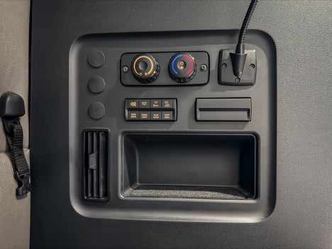 https://pub.imanpro.net/lawrence/photo/1472/TH_24.jpg?20260622112030