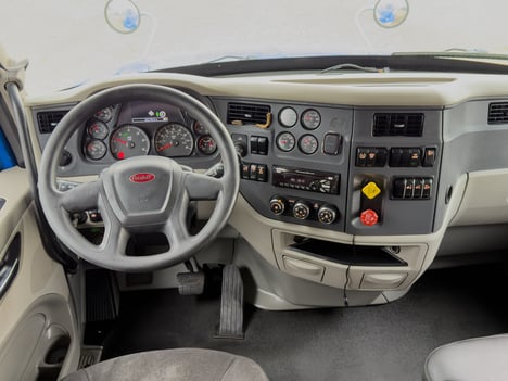 https://pub.imanpro.net/lawrence/photo/1541/TH_16.jpg?20260917151051