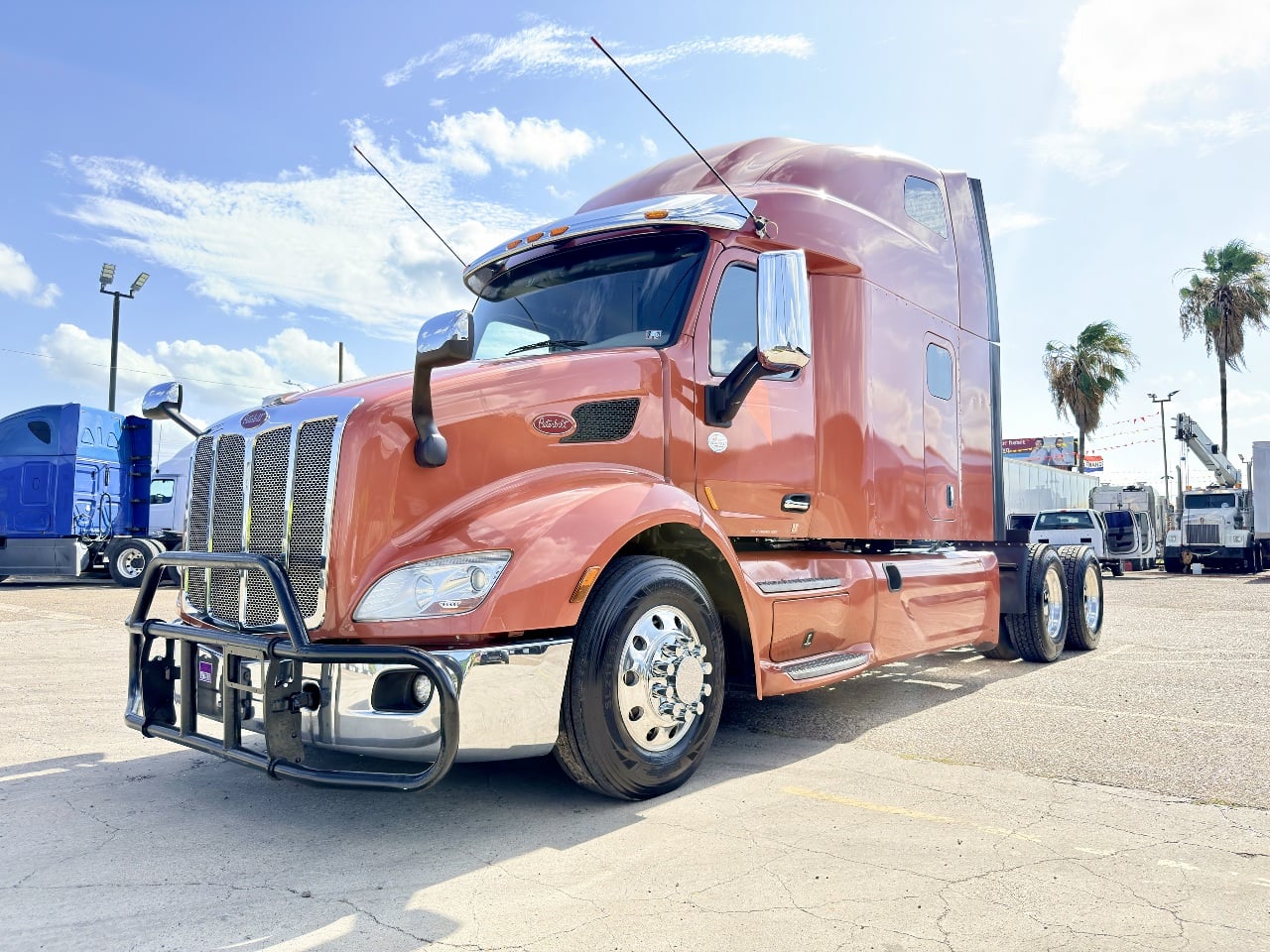 2020 PETERBILT 579 Tandem Axle Sleeper #1 2020 PETERBILT 579 Tandem Axle Sleeper #1