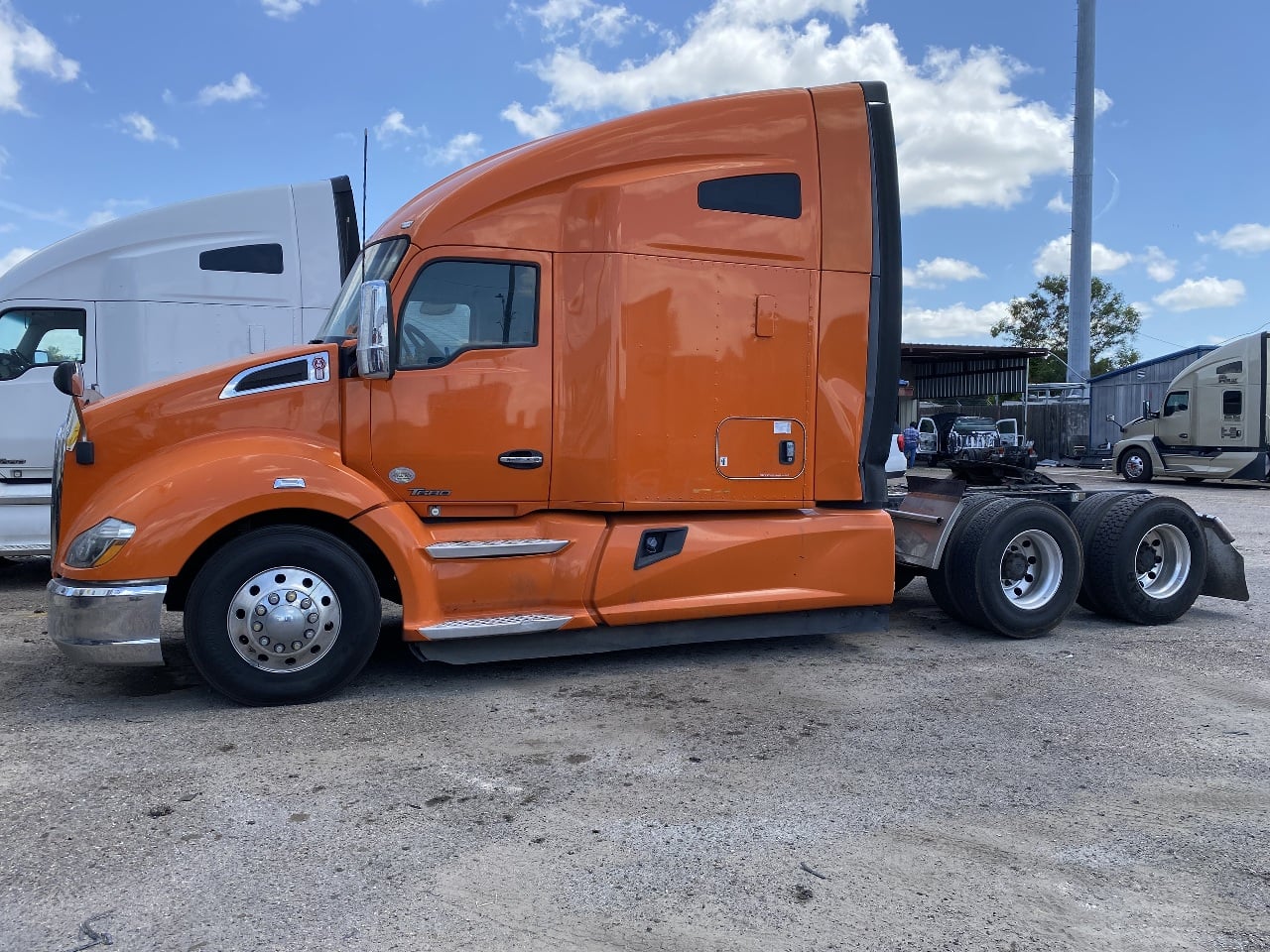 2019 KENWORTH T680 Sleeper #3591 2019 KENWORTH T680 Sleeper #3591