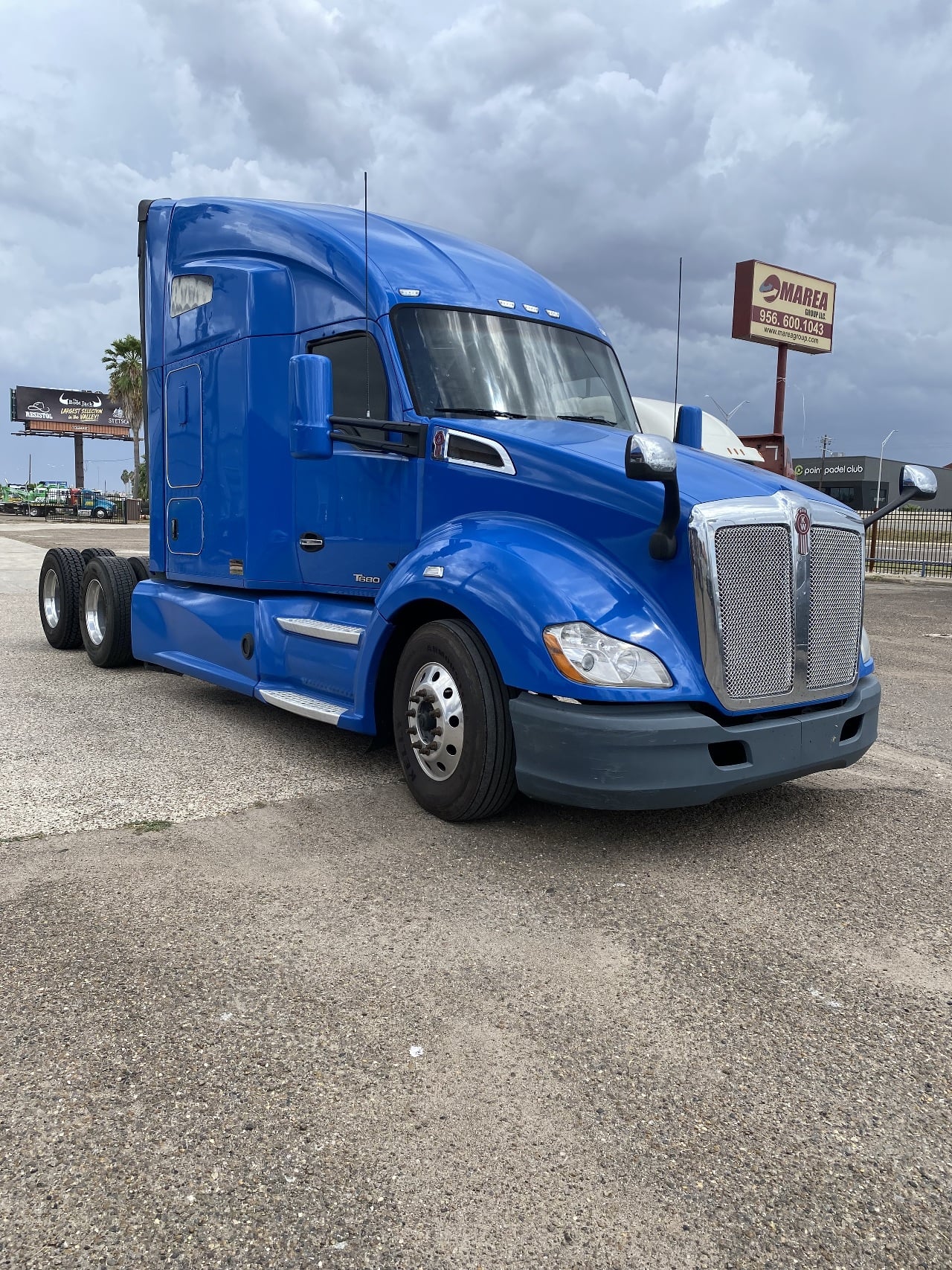 2020 KENWORTH T680 Sleeper #4002