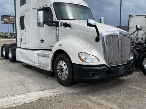 2020 KENWORTH T680 Tandem Axle Sleeper