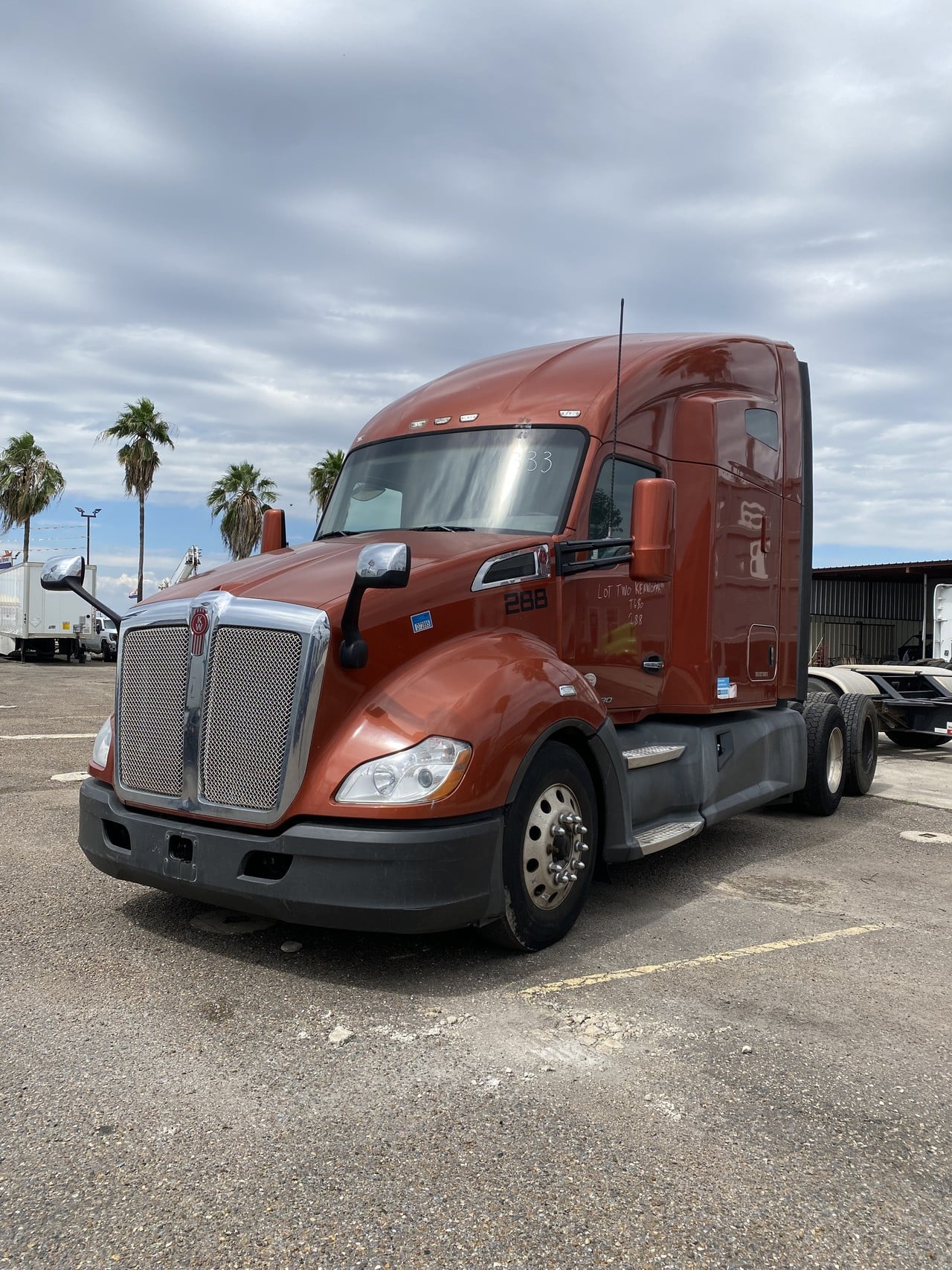 2019-kenworth-t680-sleeper #4188