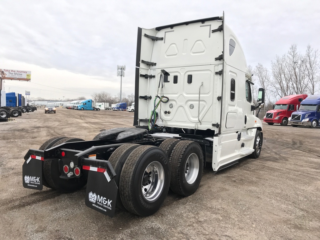 2015 FREIGHTLINER CASCADIA FOR SALE #289991