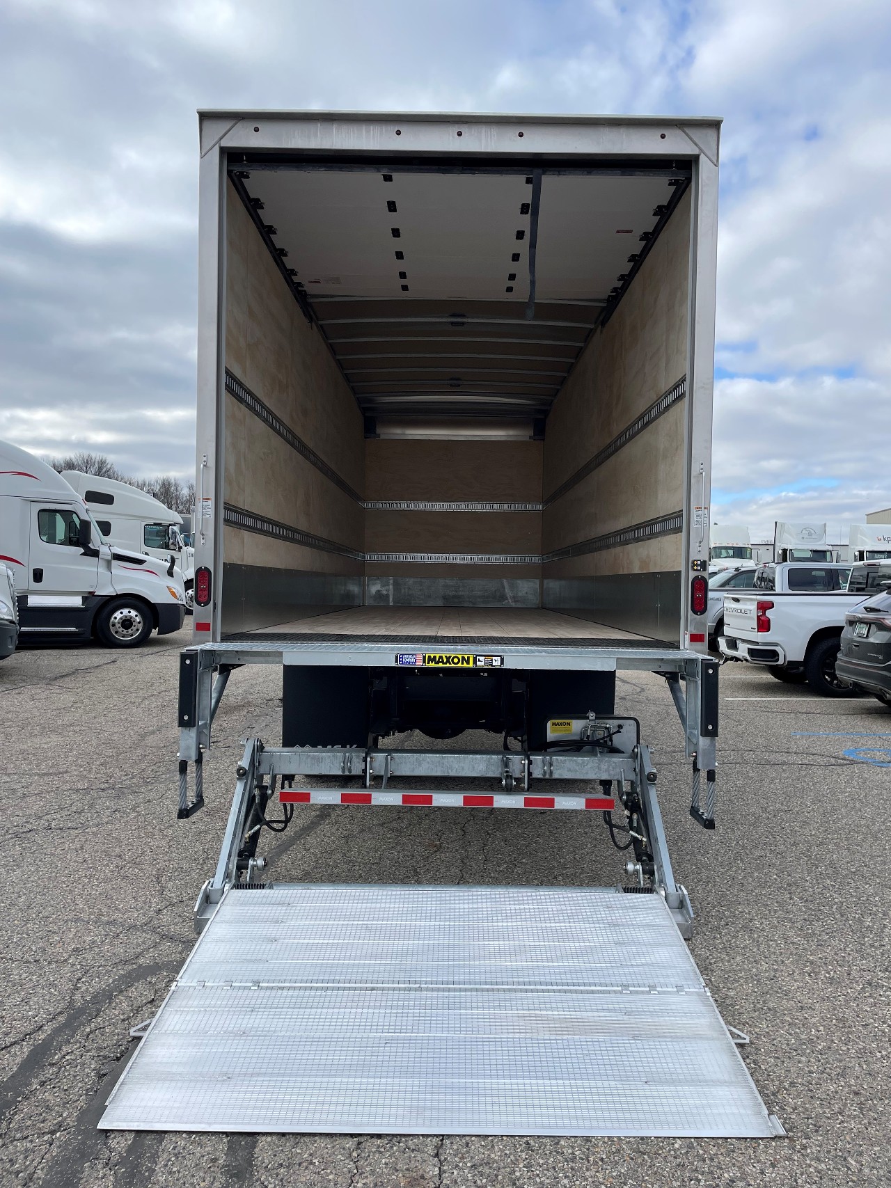トラック バン箱w2200*h2250*l60000 2021 HINO L6 ALUMINUM BOX VAN TRUCK FOR SALE #1790