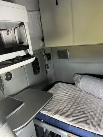 https://pub.imanpro.net/mktruck/photo/313409/TH_10.jpg?20260624161708