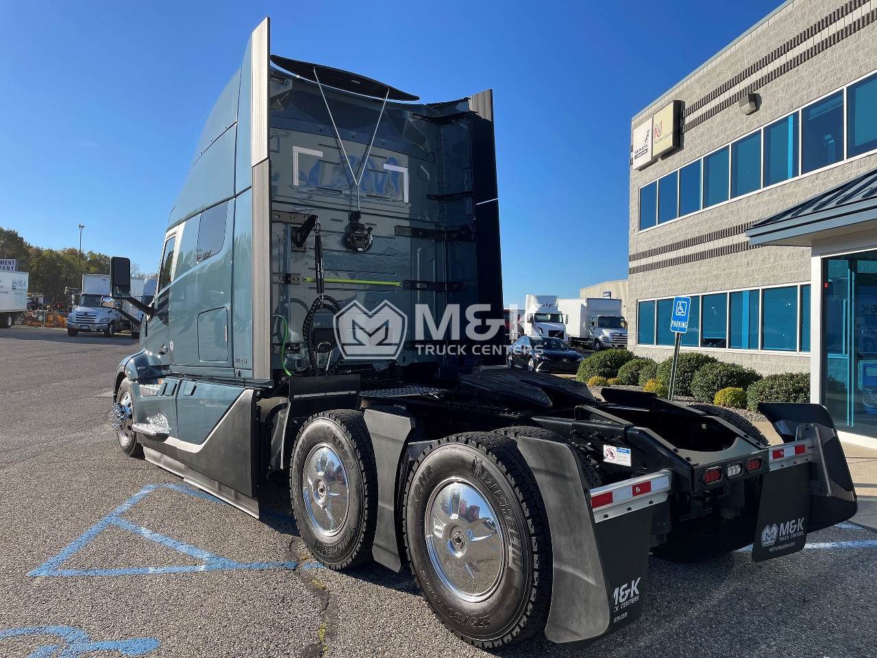 VELL。 2025 Volvo VNL64T860 Sleeper - Rolling Equity Leasing