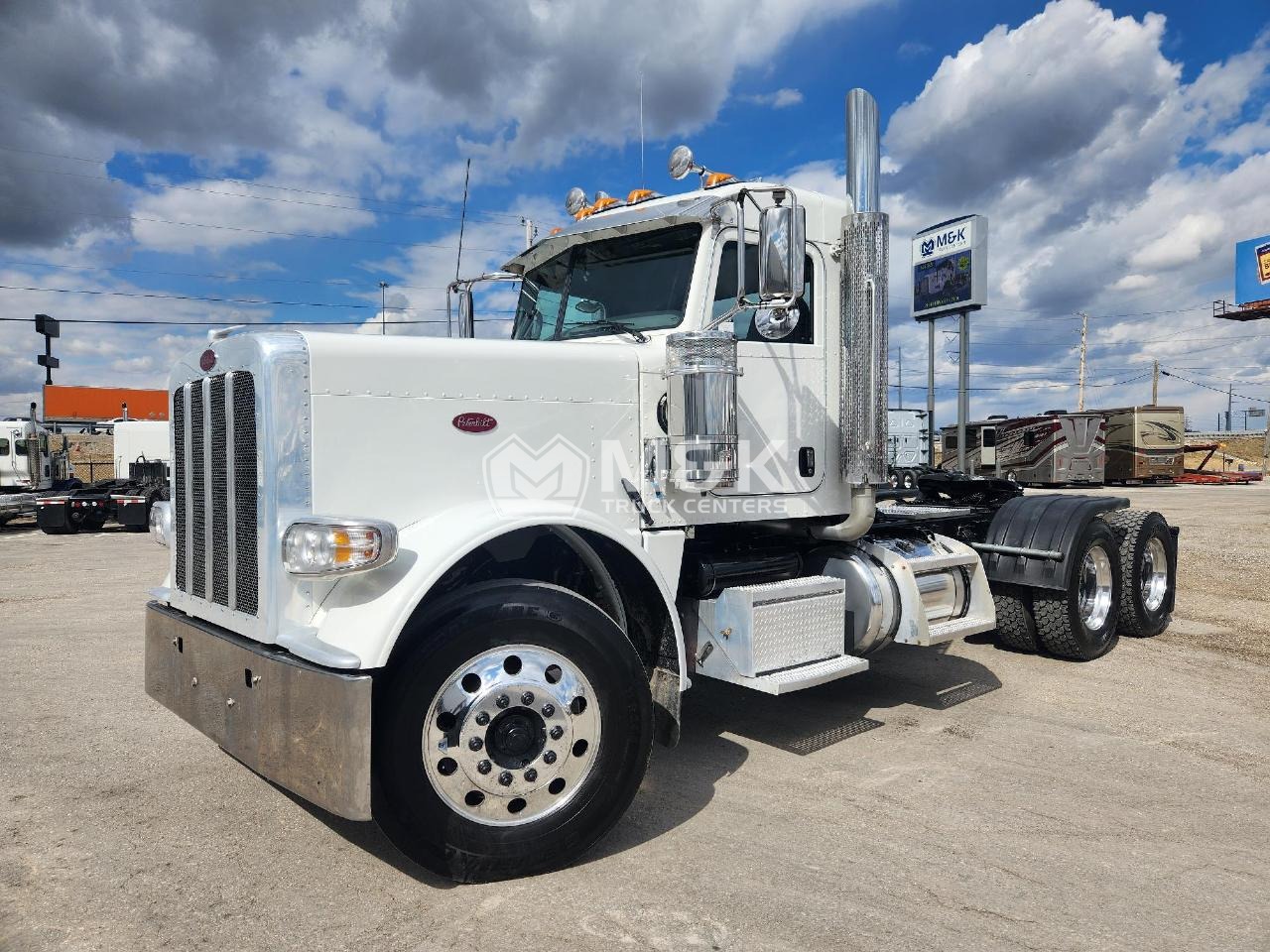Peterbilt 389 Daycab 2021 PETERBILT 389 DAYCAB 764395 Truck Market