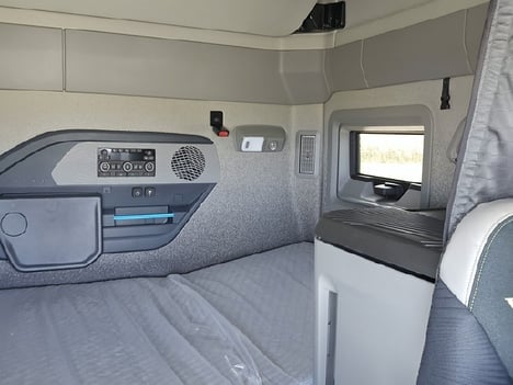 https://pub.imanpro.net/mktruck/photo/317997/TH_10.jpg?20250825202956
