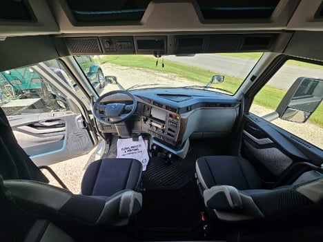 https://pub.imanpro.net/mktruck/photo/317997/TH_8.jpg?20250825202956
