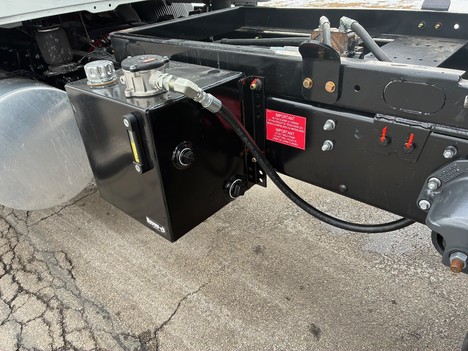 https://pub.imanpro.net/mktruck/photo/318366/TH_24.jpg?20260204150255