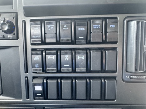 https://pub.imanpro.net/mktruck/photo/319510/TH_18.jpg?20260717183401