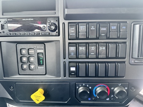 https://pub.imanpro.net/mktruck/photo/319510/TH_19.jpg?20260717183401