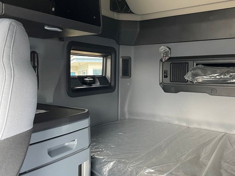 https://pub.imanpro.net/mktruck/photo/319811/TH_5.jpg?20260228162539