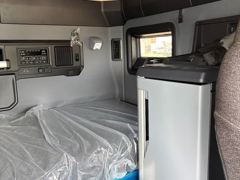 https://pub.imanpro.net/mktruck/photo/319820/TH_7.jpg?20260720211944