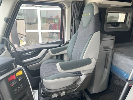 https://pub.imanpro.net/mktruck/photo/320233/TH_13.jpg?20250908162210