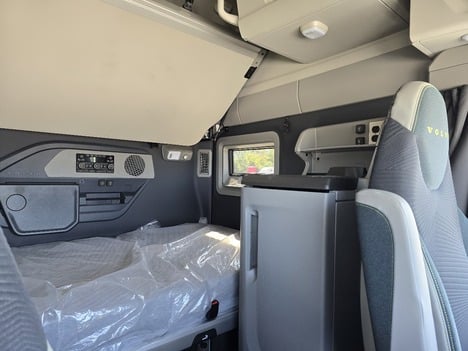 https://pub.imanpro.net/mktruck/photo/320279/TH_13.jpg?20250912182920