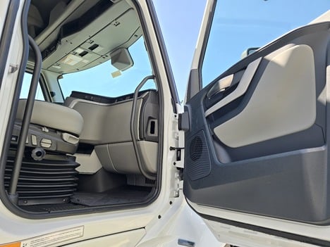 https://pub.imanpro.net/mktruck/photo/320279/TH_14.jpg?20250912182920