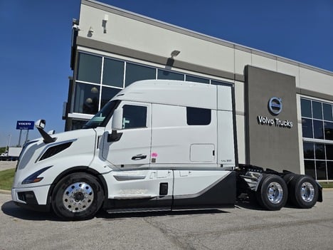 https://pub.imanpro.net/mktruck/photo/320279/TH_7.jpg?20250912182920