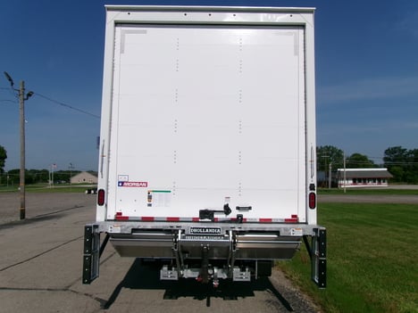 https://pub.imanpro.net/mktruck/photo/320335/TH_9.jpg?20260521124731