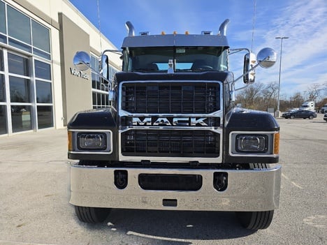 https://pub.imanpro.net/mktruck/photo/320446/TH_2.jpg?20251118205757