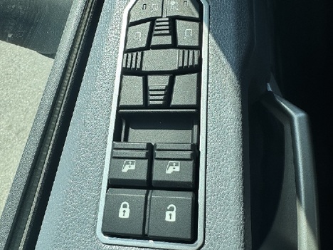 https://pub.imanpro.net/mktruck/photo/321085/TH_17.jpg?20260108210136