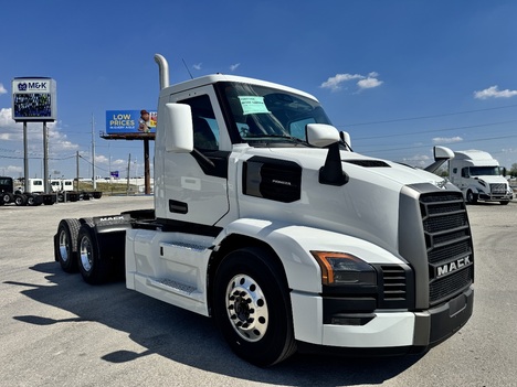 https://pub.imanpro.net/mktruck/photo/321085/TH_3.jpg?20260108210136