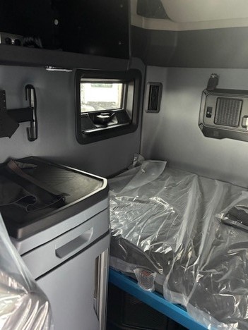 https://pub.imanpro.net/mktruck/photo/321642/TH_8.jpg?20251103173005