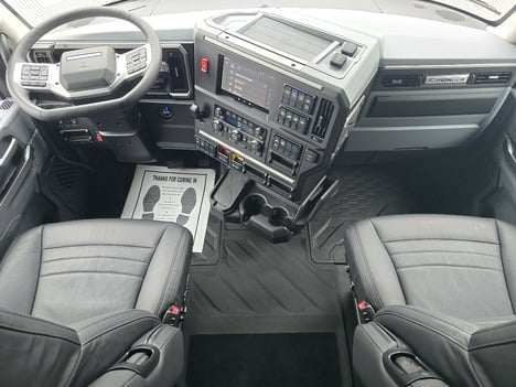 https://pub.imanpro.net/mktruck/photo/321686/TH_10.jpg?20251120151924
