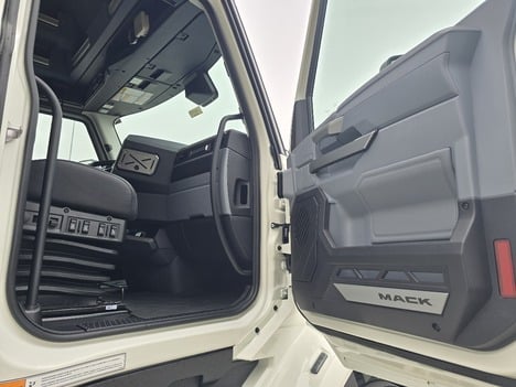 https://pub.imanpro.net/mktruck/photo/321686/TH_13.jpg?20251120151924