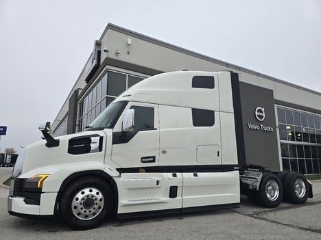 https://pub.imanpro.net/mktruck/photo/321686/TH_7.jpg?20251120151924