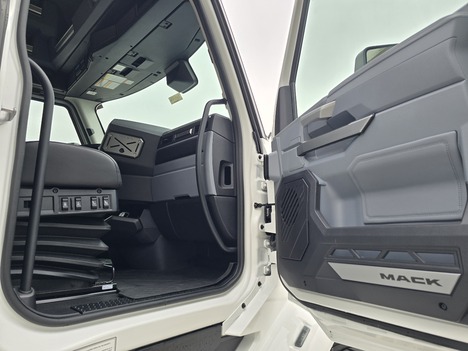 https://pub.imanpro.net/mktruck/photo/321716/TH_13.jpg?20251120213814