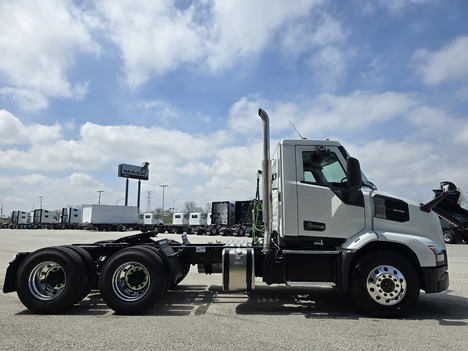 https://pub.imanpro.net/mktruck/photo/322614/TH_4.jpg?20260421143627