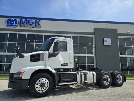 https://pub.imanpro.net/mktruck/photo/322614/TH_5.jpg?20260421143627