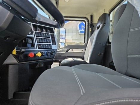 https://pub.imanpro.net/mktruck/photo/322786/TH_8.jpg?20260610185611