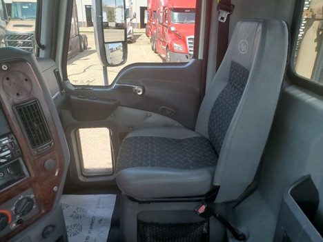https://pub.imanpro.net/mktruck/photo/323076/TH_5.jpg?20260423183121